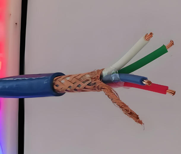 民興電纜廠家:電纜絕緣表面問題的解決方案.jpg 民興電纜廠家:電纜絕緣表面問題的解決方案.jpg